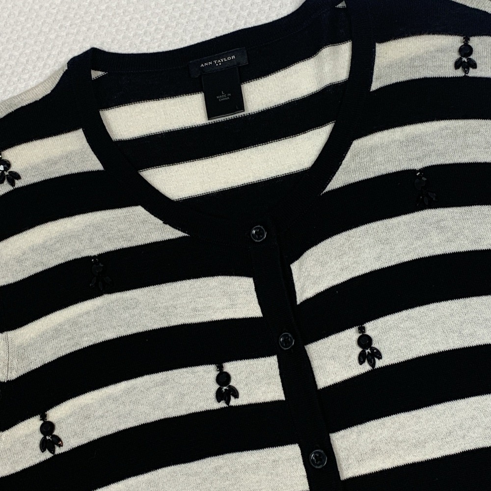 Ann Taylor Cardigan Women’s Large Black White Striped Beaded 3/4 Sleeve Button